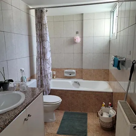 Проживание в семье Beautiful Bedroom Лимасол